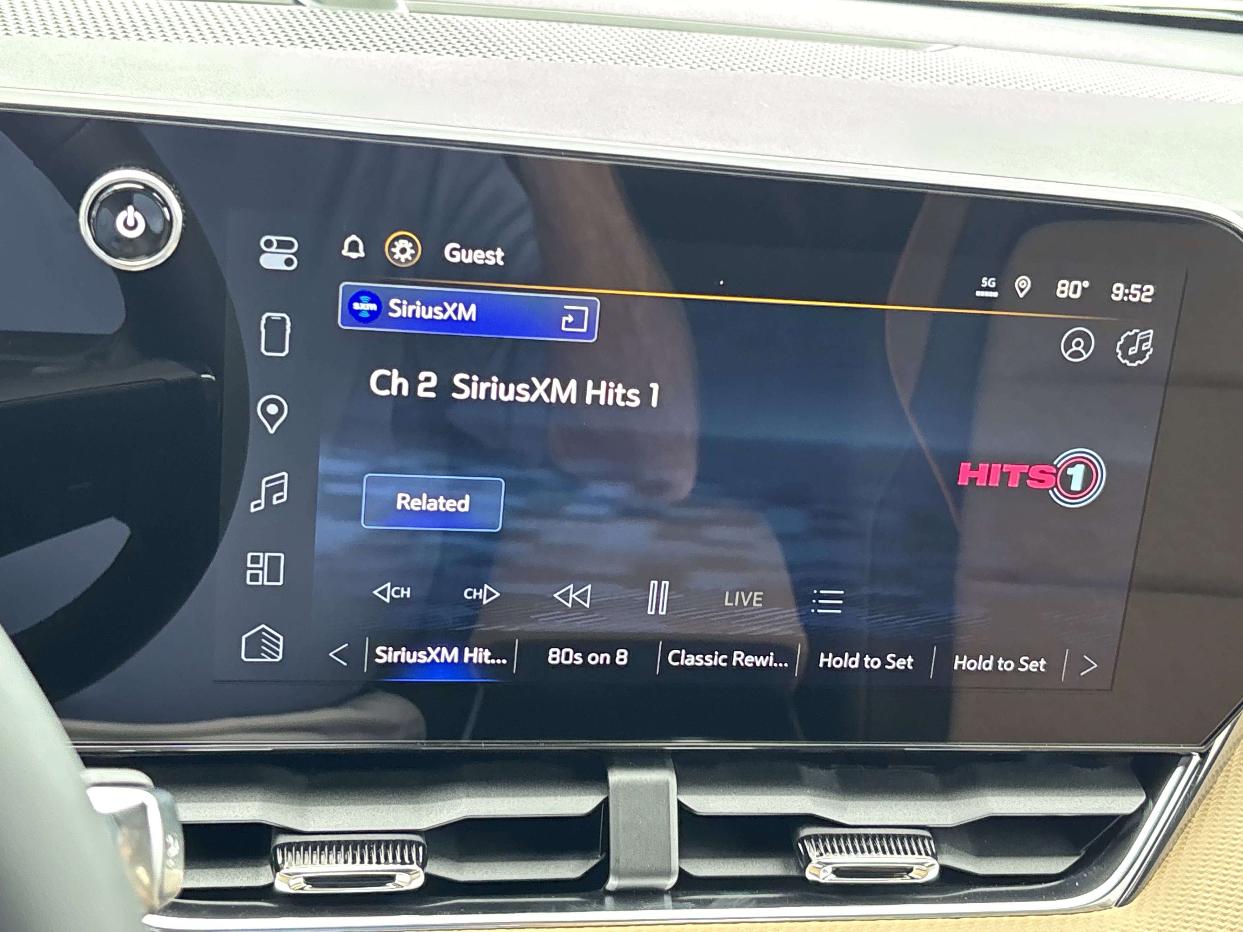 2026 Chevrolet Equinox ACTIV photo 13