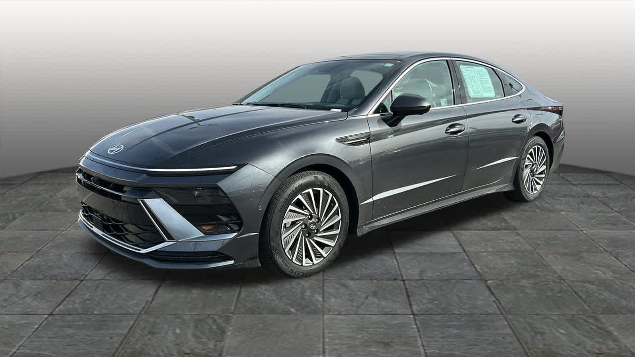 2025 Hyundai Sonata Hybrid