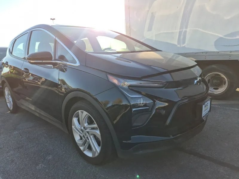 Used 2023 Chevrolet Bolt EV LT with VIN 1G1FW6S0XP4193553 for sale in Portland, OR