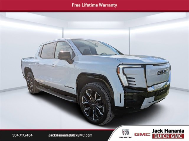 2025 GMC Sierra EV Denali's photo
