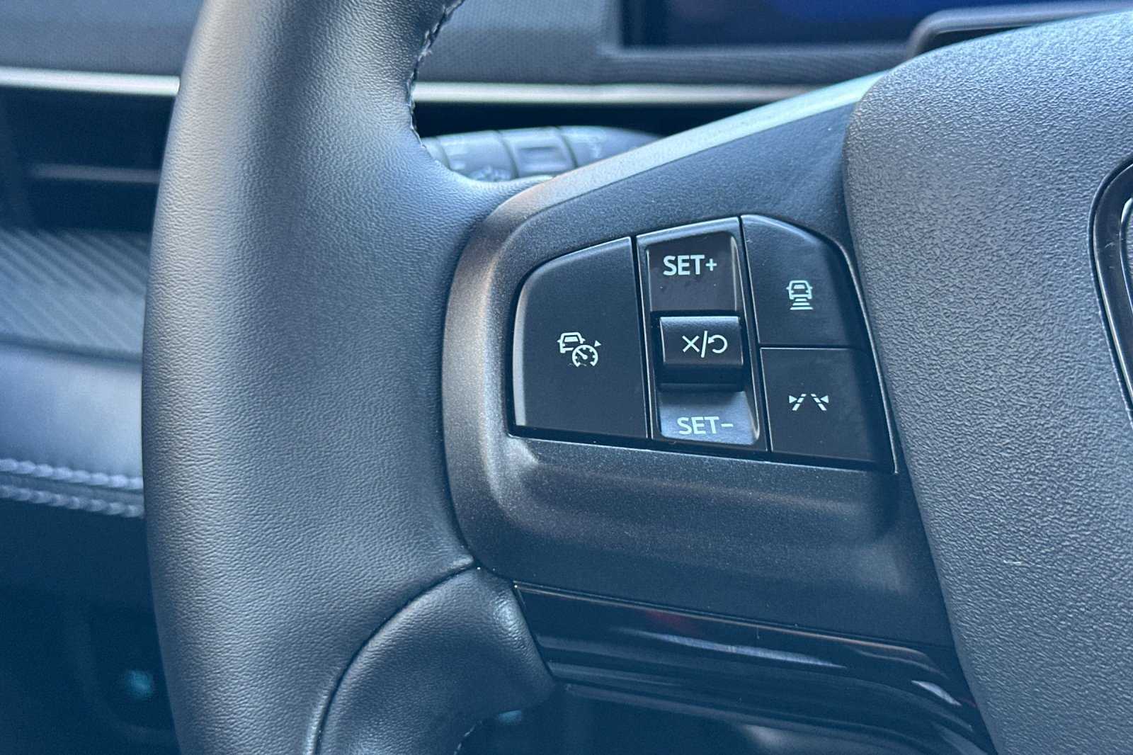 2025 Ford Mustang Mach-E Select photo 26