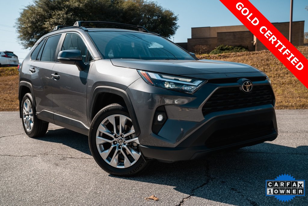 2024 Toyota RAV4 XLE Premium's photo