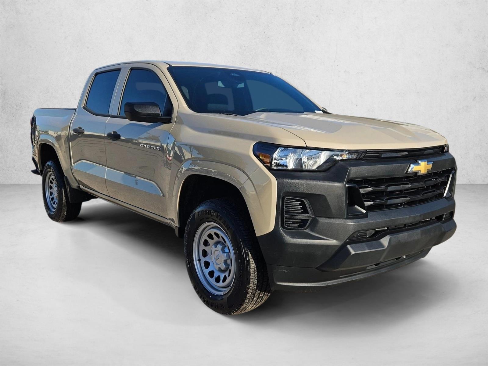 2023 Chevrolet Colorado Work Truck photo 3