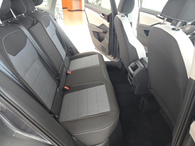 2025 Volkswagen Taos S photo 14