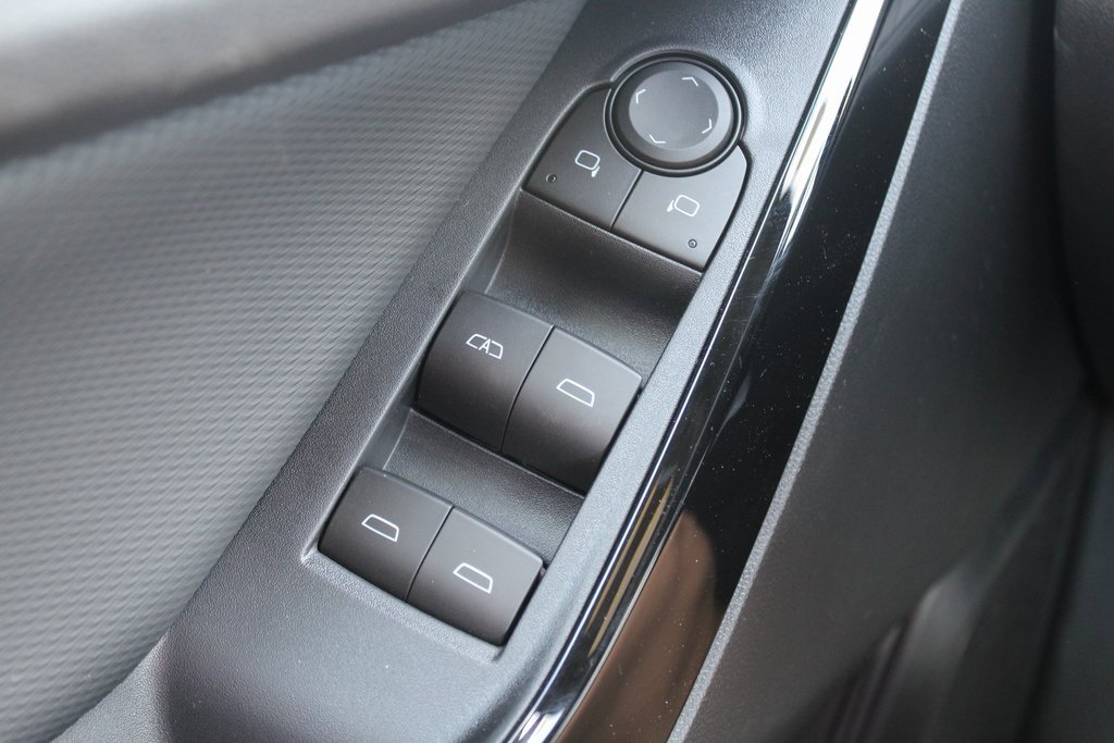 2026 Chevrolet Equinox LT photo 21