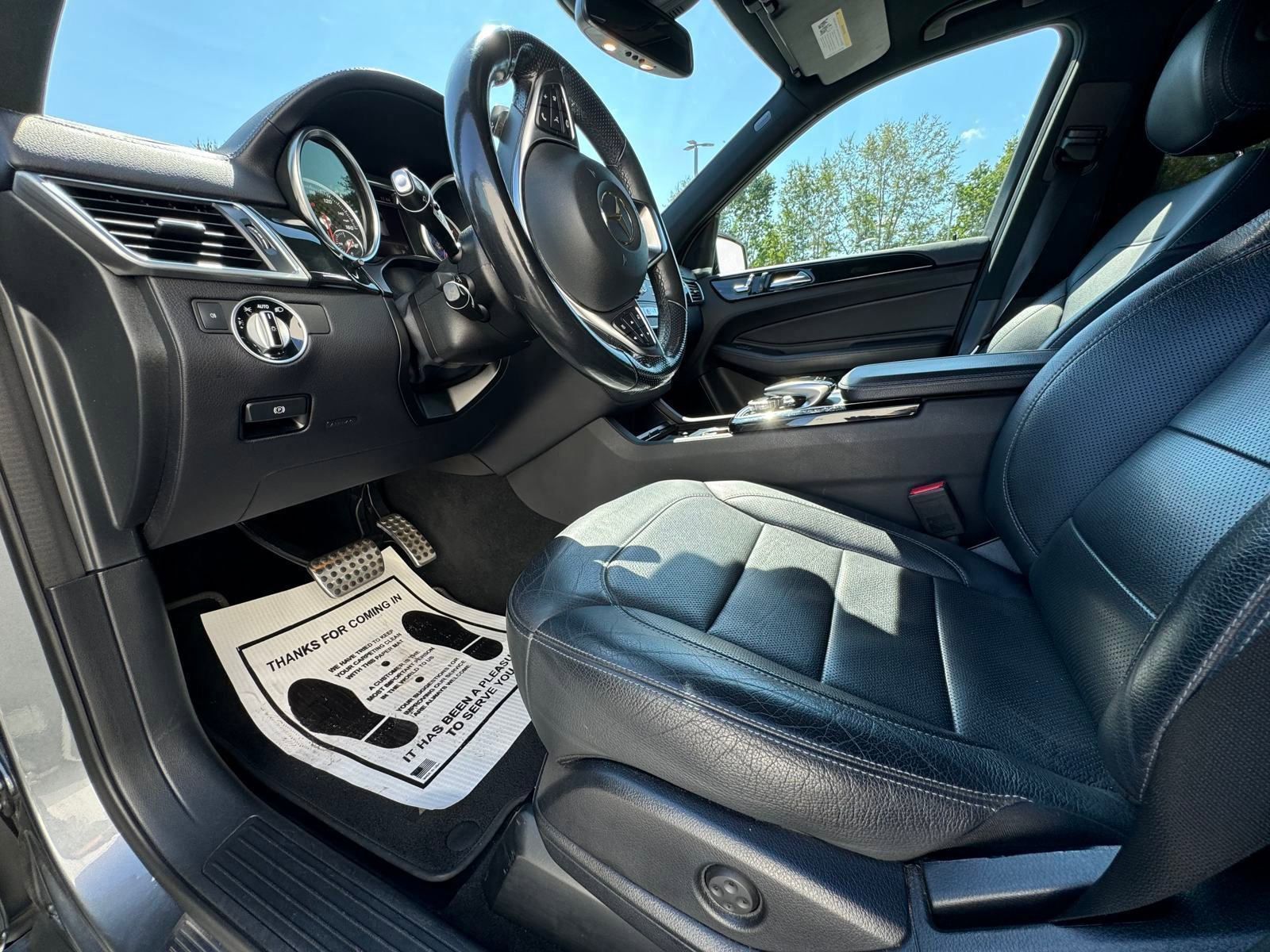 2017 Mercedes Benz GLE 43 AMG 4MATIC photo 2