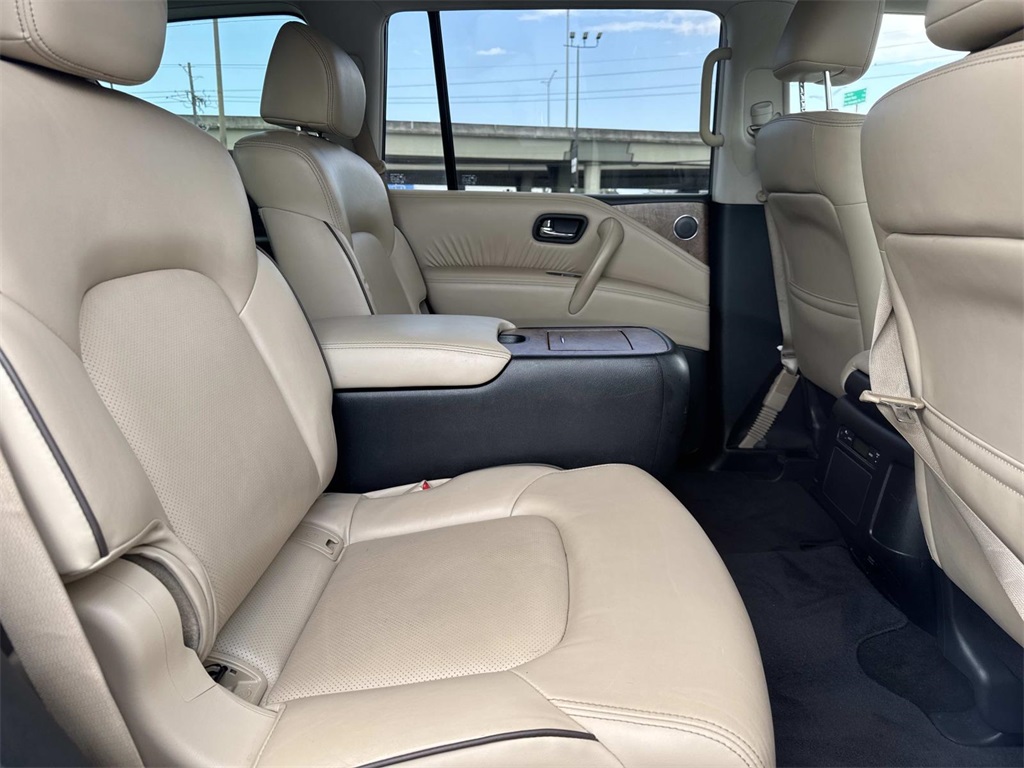 2021 Nissan Armada SL photo 18