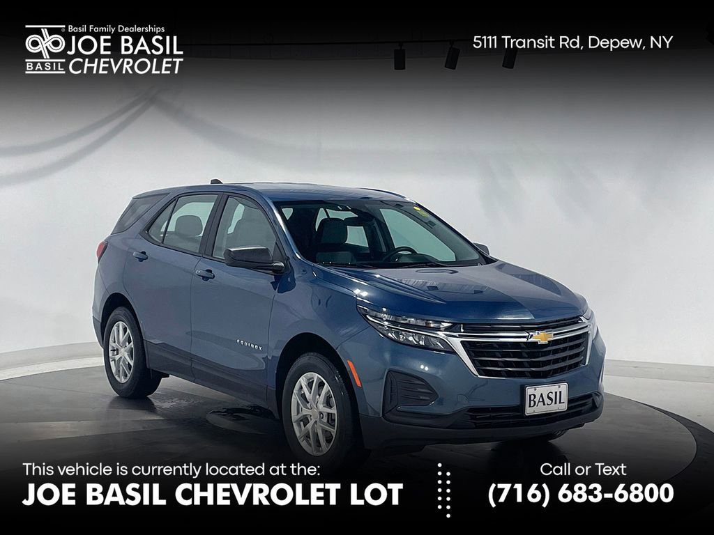2024 Chevrolet Equinox LS's photo