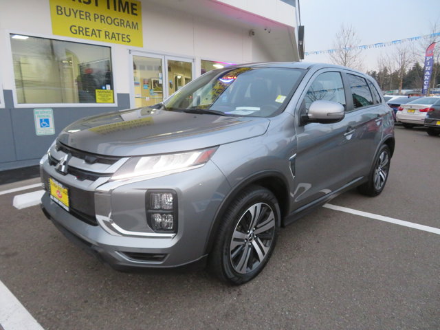 2023 Mitsubishi Outlander Sport SE's photo