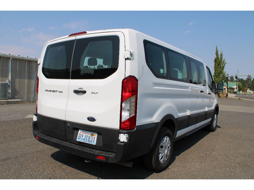 2021 Ford Transit XLT photo 5