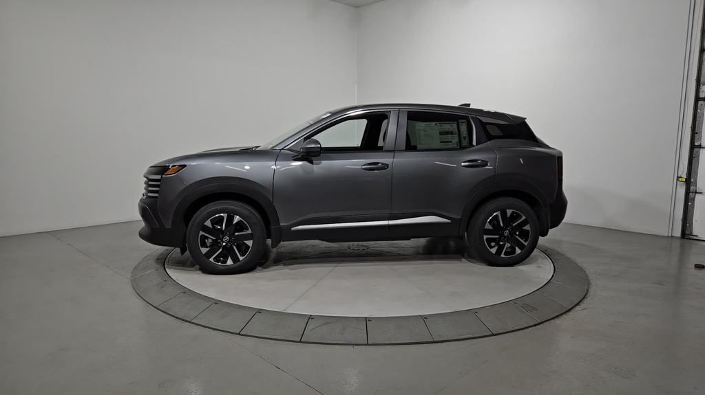 2025 Nissan Kicks SV photo 2