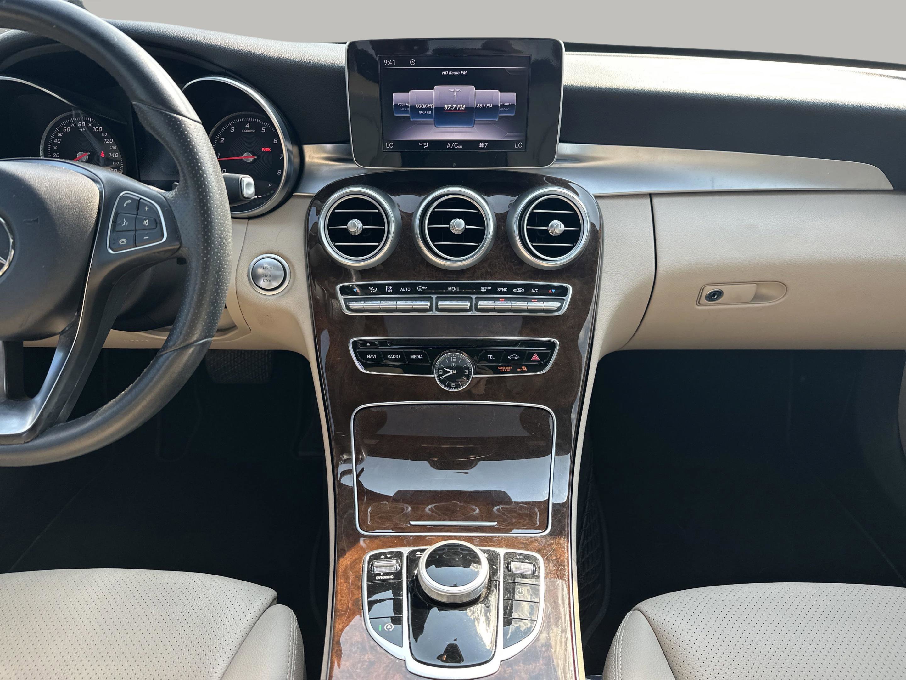 2018 Mercedes Benz C 300 photo 22