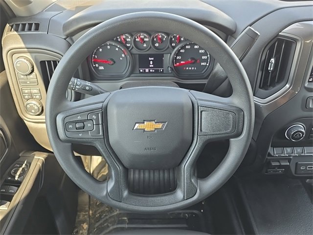2025 Chevrolet Silverado 3500HD photo 14