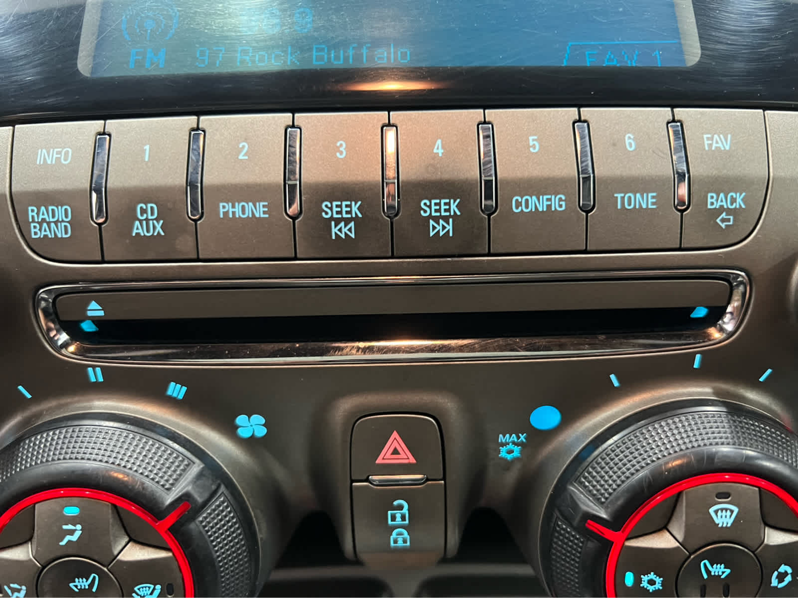 2011 Chevrolet Camaro 2SS photo 17