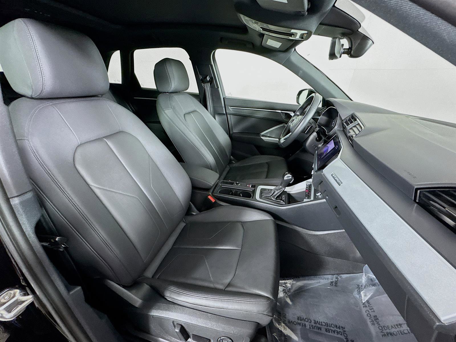 2021 Audi Q3 45 TFSI S line Premium photo 28