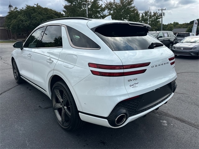 2025 Genesis GV70 3.5T Sport photo 3