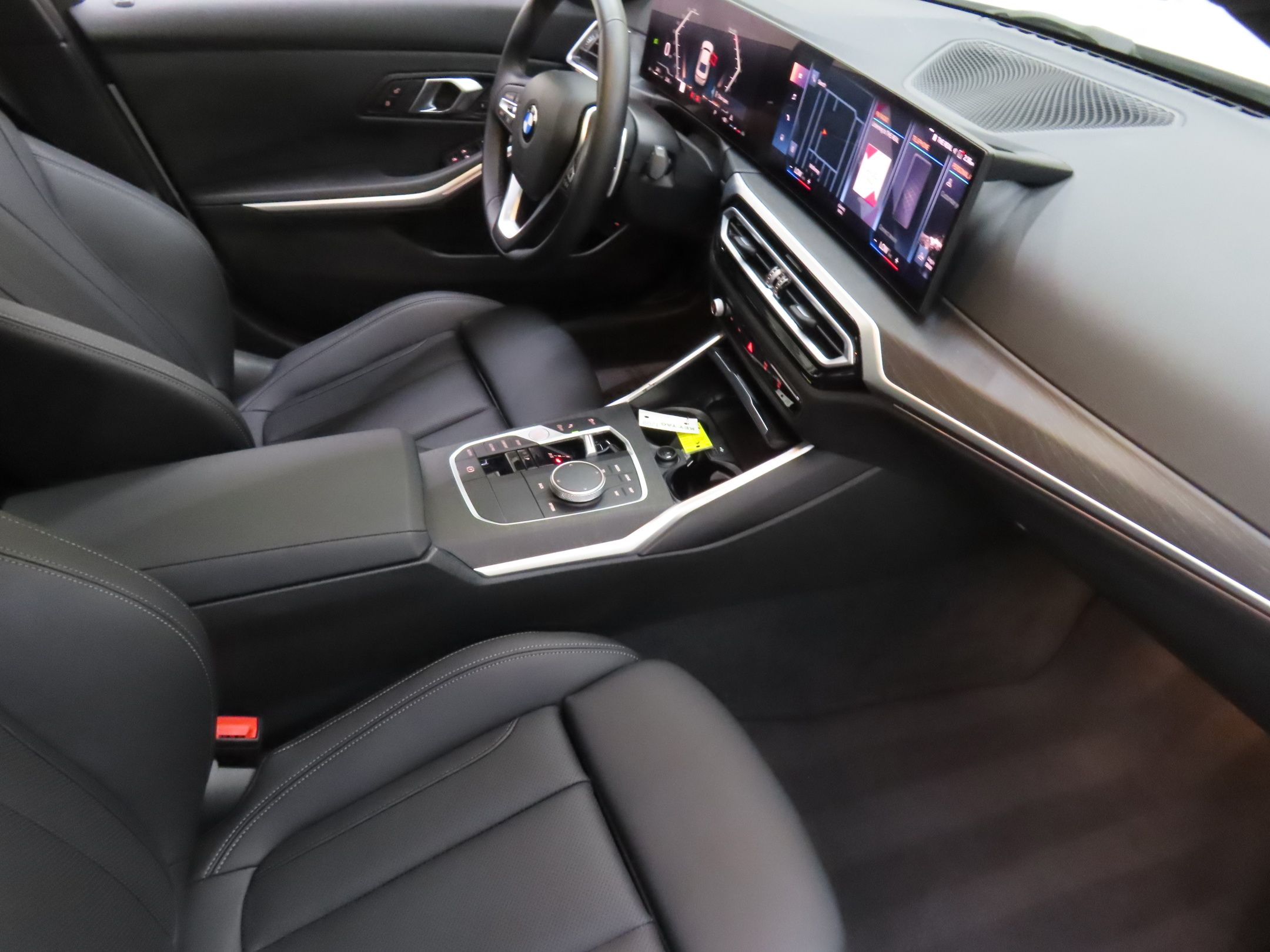 2024 Bmw 330i photo 23