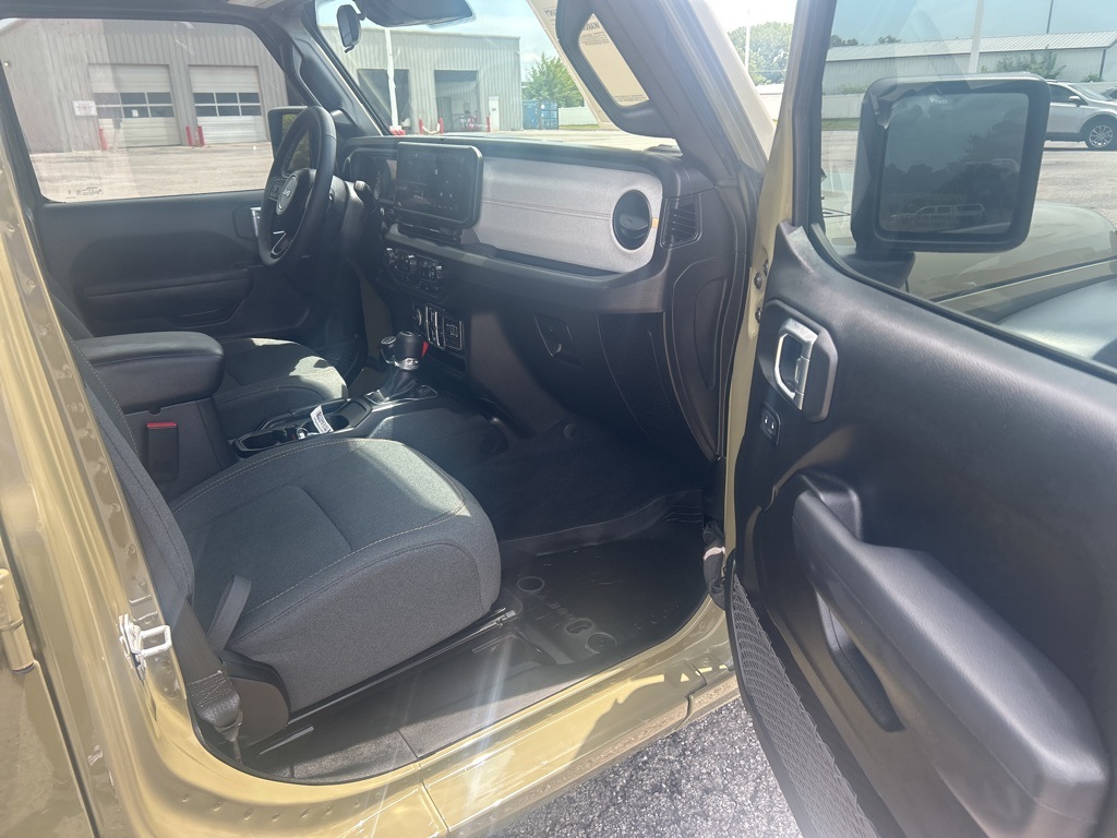2025 Jeep Wrangler Sport S photo 16