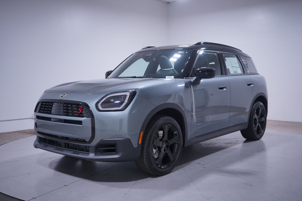 2026 MINI Countryman S's photo