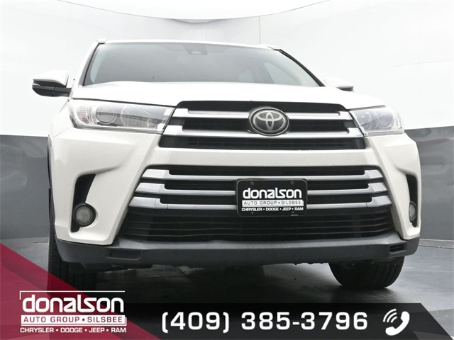 2017 Toyota Highlander Limited photo 14