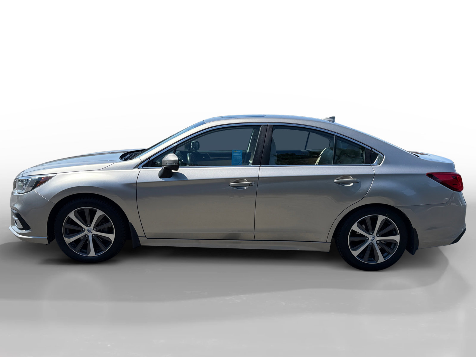 2019 Subaru Legacy 2.5i photo 2