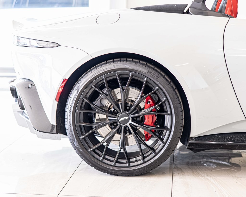 2023 ASTON MARTIN VANTAGE - Image 11