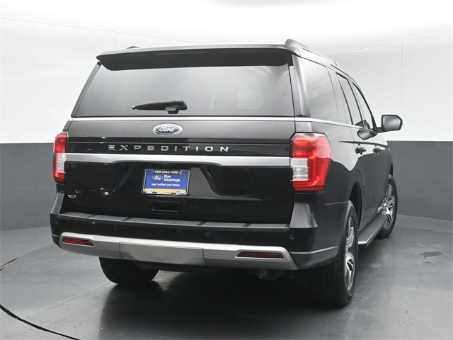 2022 Ford Expedition XLT photo 4