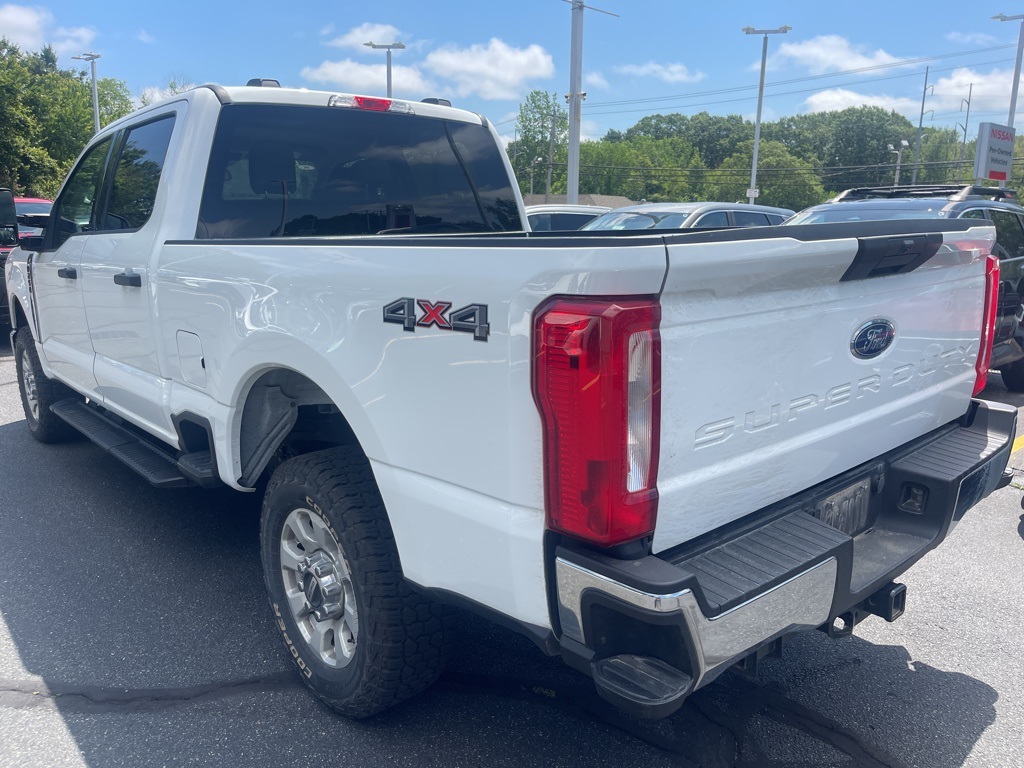 2023 Ford F-250 photo 3