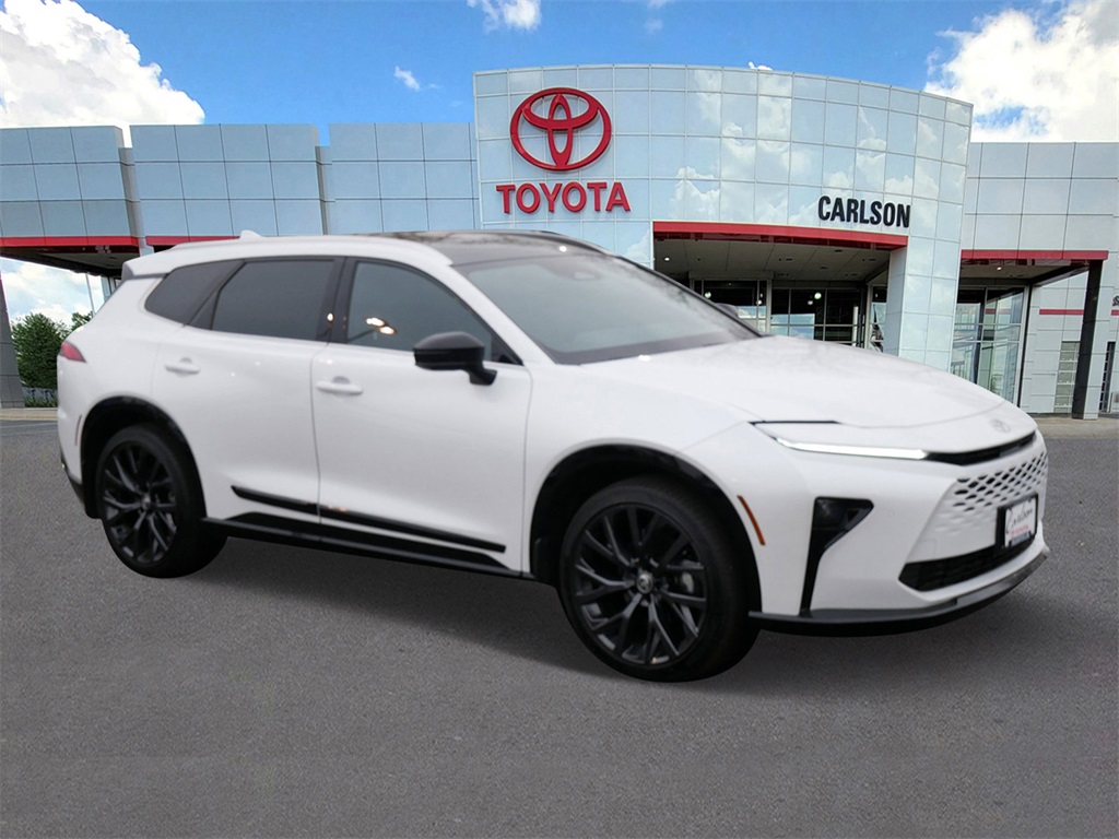 Used 2025 Toyota Crown Signia Limited with VIN JTDACAAJ1S3011907 for sale in Minneapolis, Minnesota