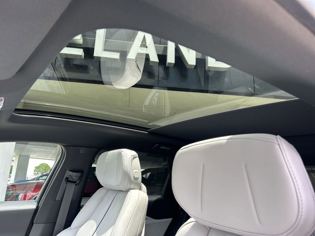 2025 Cadillac Lyriq Sport photo 23