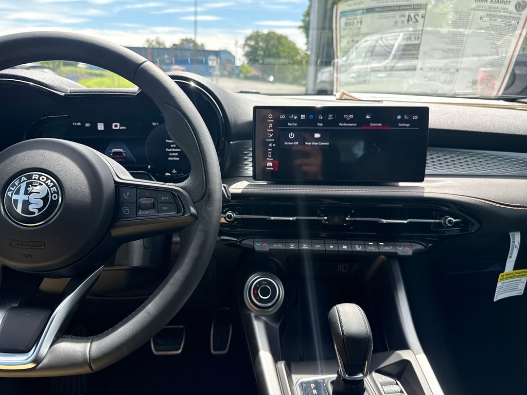 2025 Alfa Romeo Tonale BASE SPRINT photo 17