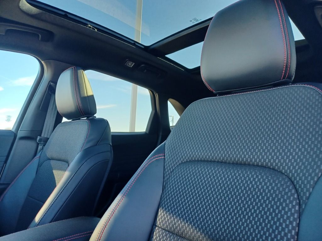 2024 Ford Escape ST-Line Select photo 20