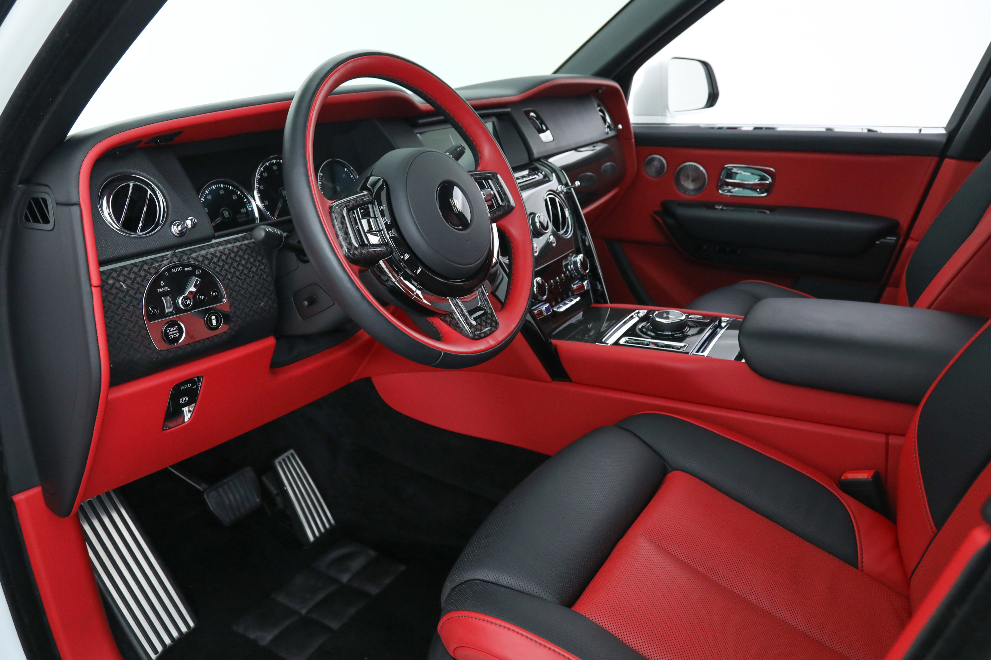 2023 Rolls Royce Cullinan Black Badge photo 26