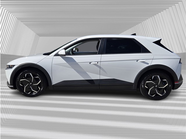 2022 Hyundai Ioniq 5 SE photo 2