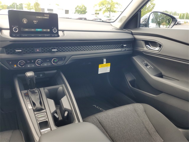 2025 Honda Accord SE photo 7