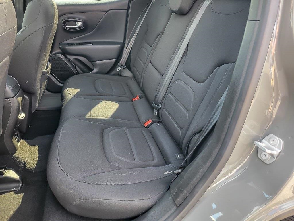 2022 Jeep Renegade Latitude photo 8