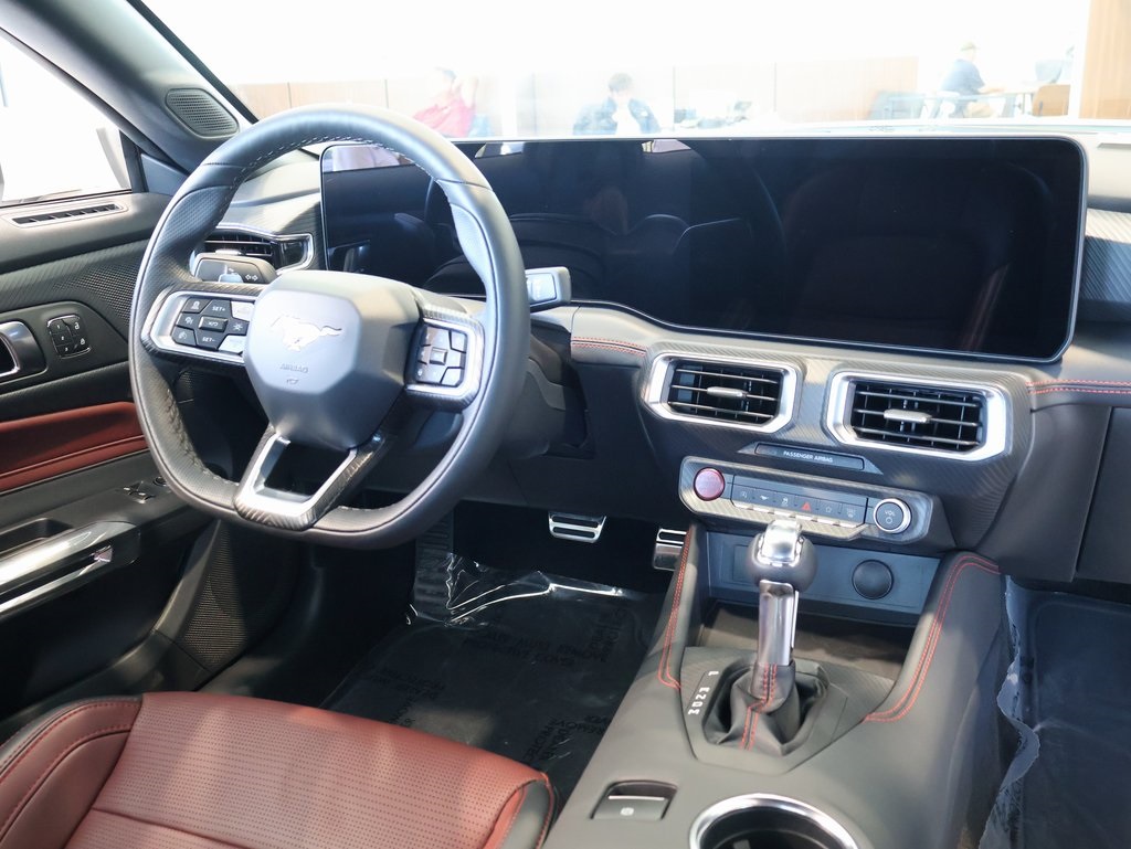 2025 Ford Mustang GT Premium photo 12