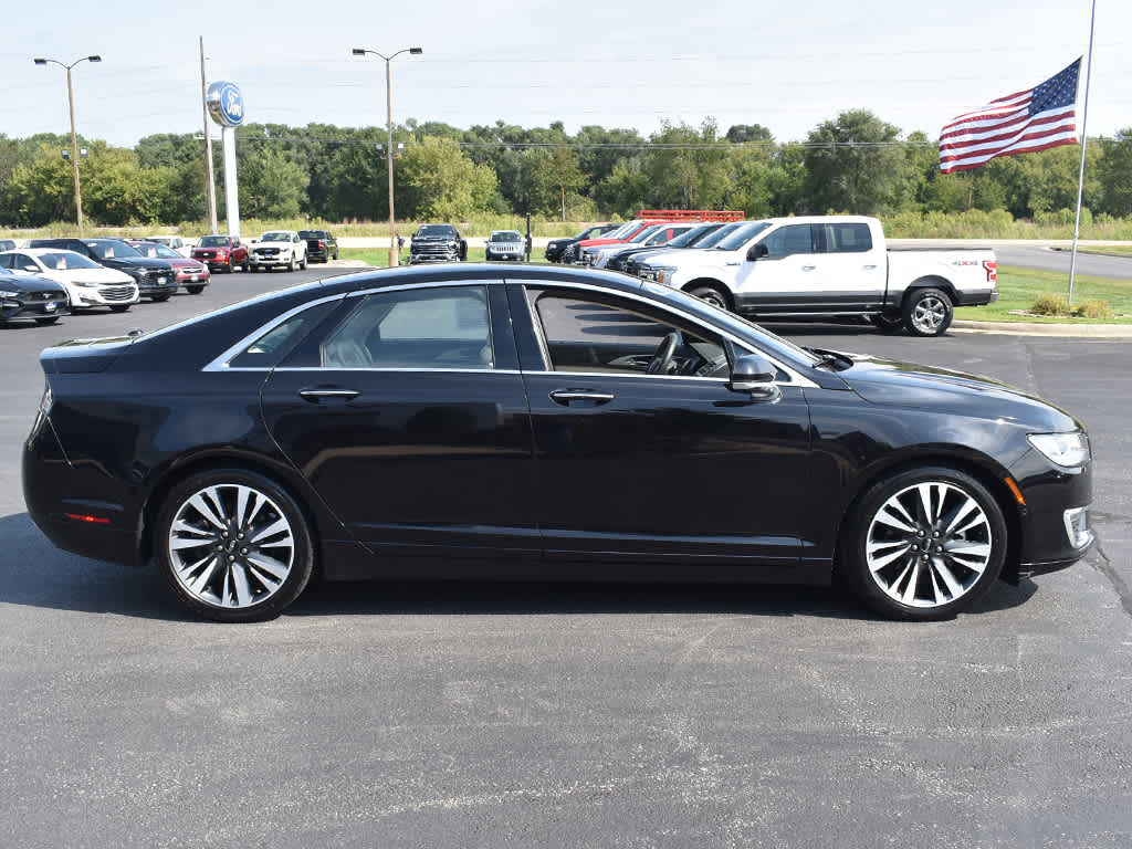 2019 Lincoln MKZ Reserve photo 14