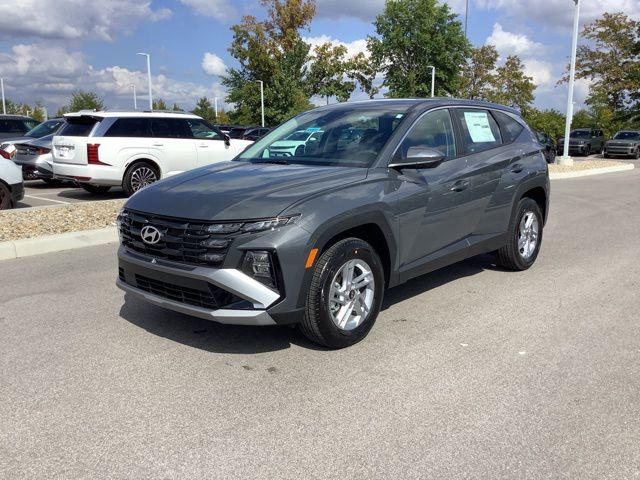 2026 Hyundai Tucson SE's photo