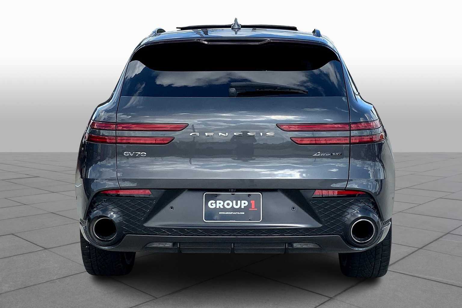 2022 Genesis GV70 3.5T Sport photo 4