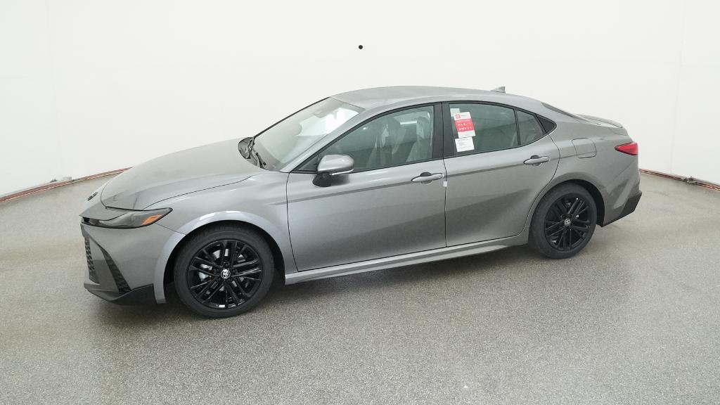 2026 Toyota Camry SE photo 4