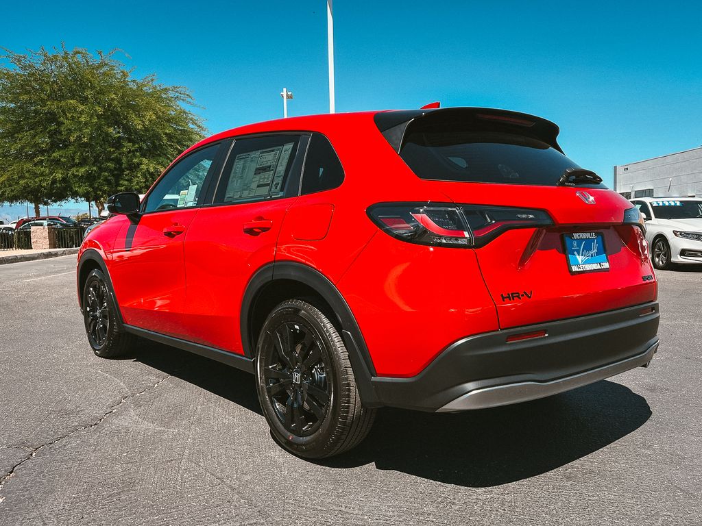 2026 Honda HR-V Sport photo 3