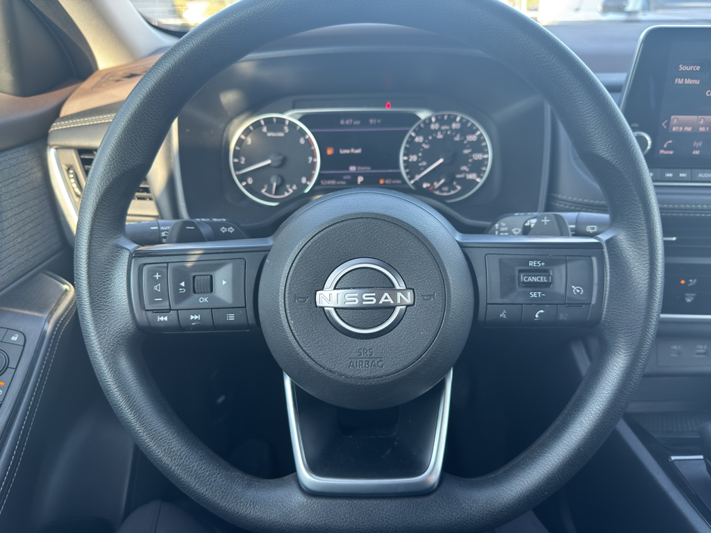2022 Nissan Rogue S photo 13