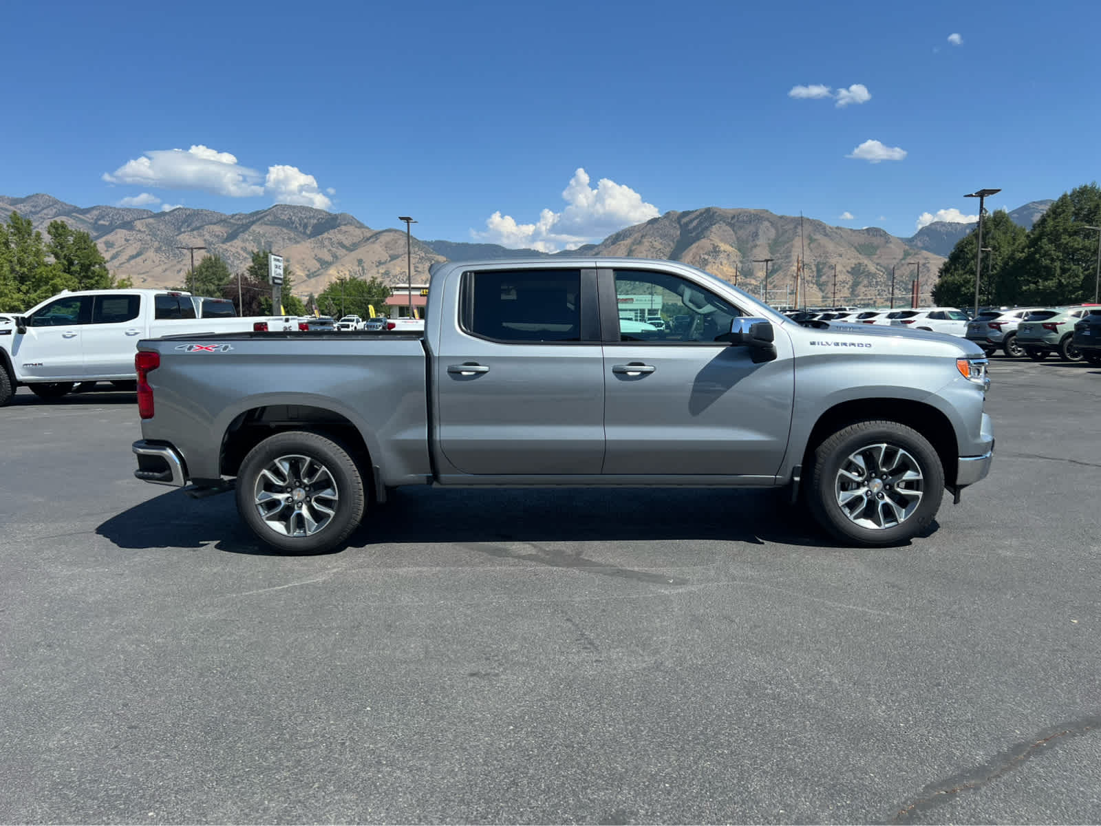 2026 Chevrolet Silverado 1500 LT photo 5