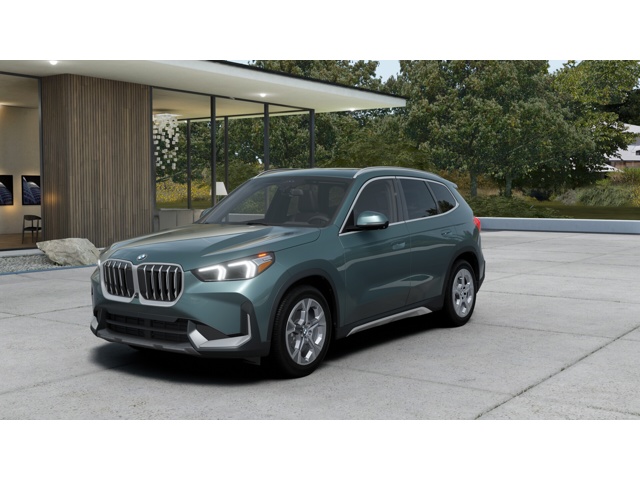 2026 BMW X1 28i's photo