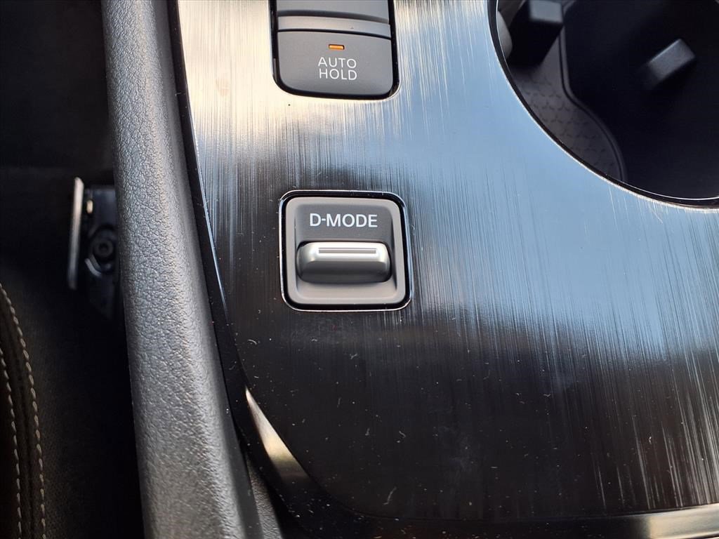 2026 Nissan Rogue SV photo 16