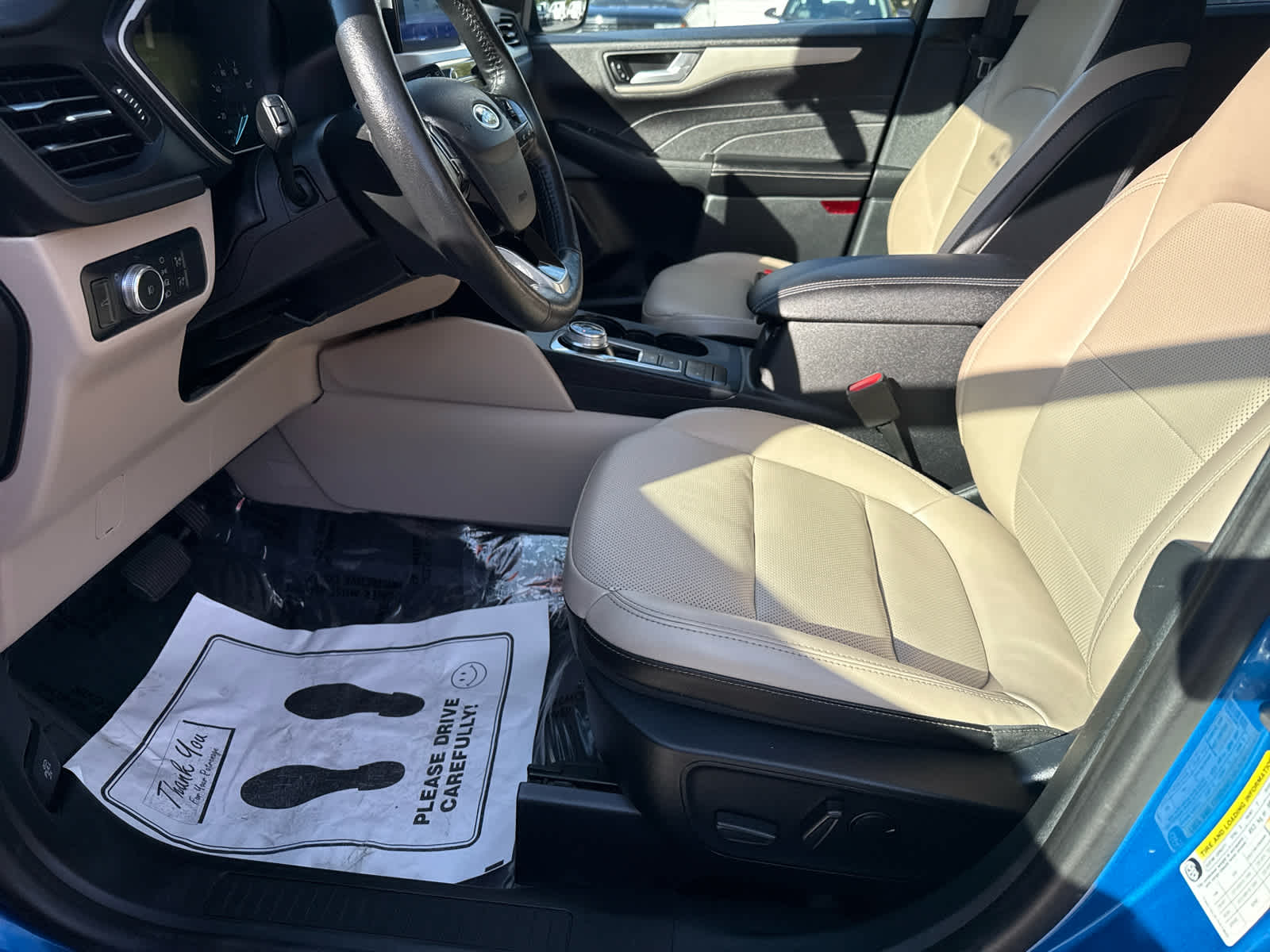 2021 Ford Escape SEL photo 11