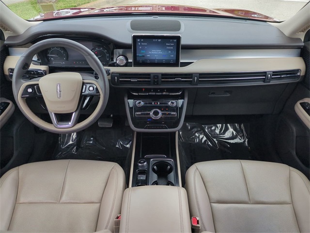 2022 Lincoln Corsair Standard photo 14