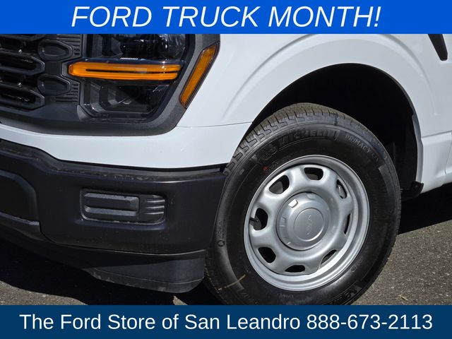 2025 Ford F-150 XL photo 4