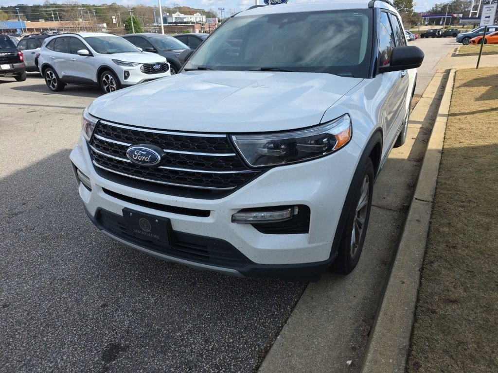 2021 Ford Explorer XLT photo 4